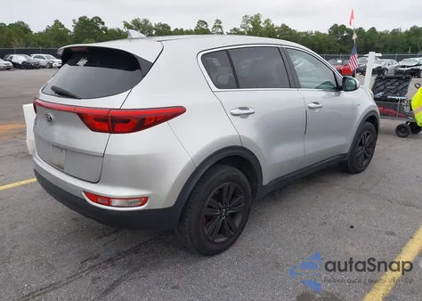 2017 Kia Sportage Lx z USA, uszkodzony, nr VIN KNDPMCAC9H7143223